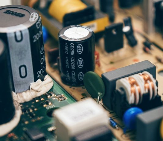 הרכיב\המעגל 555